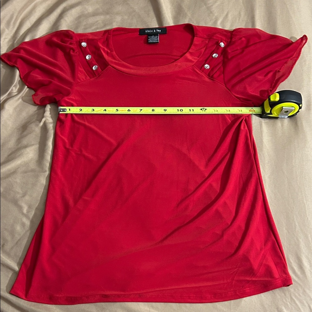NWOT Red Short Sleeve Top with Button Details (S) 16” ptp